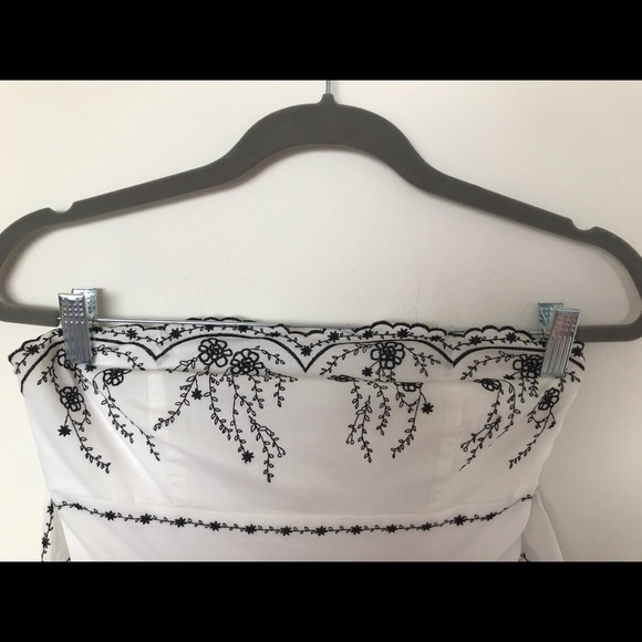 White House/Black Market Dress - Picture 5 of 6